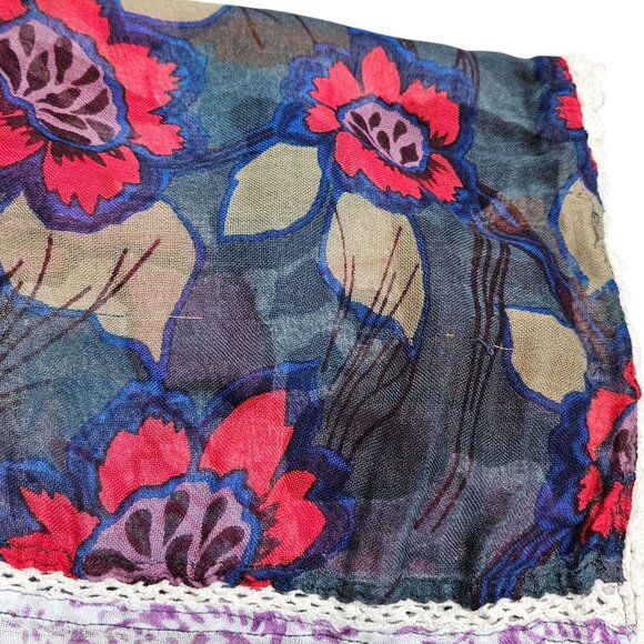 Vismaya Floral Patchwork Infinity Scarf With Lace Trim 76" Multicolor‎ Modal - Picture 5 of 7